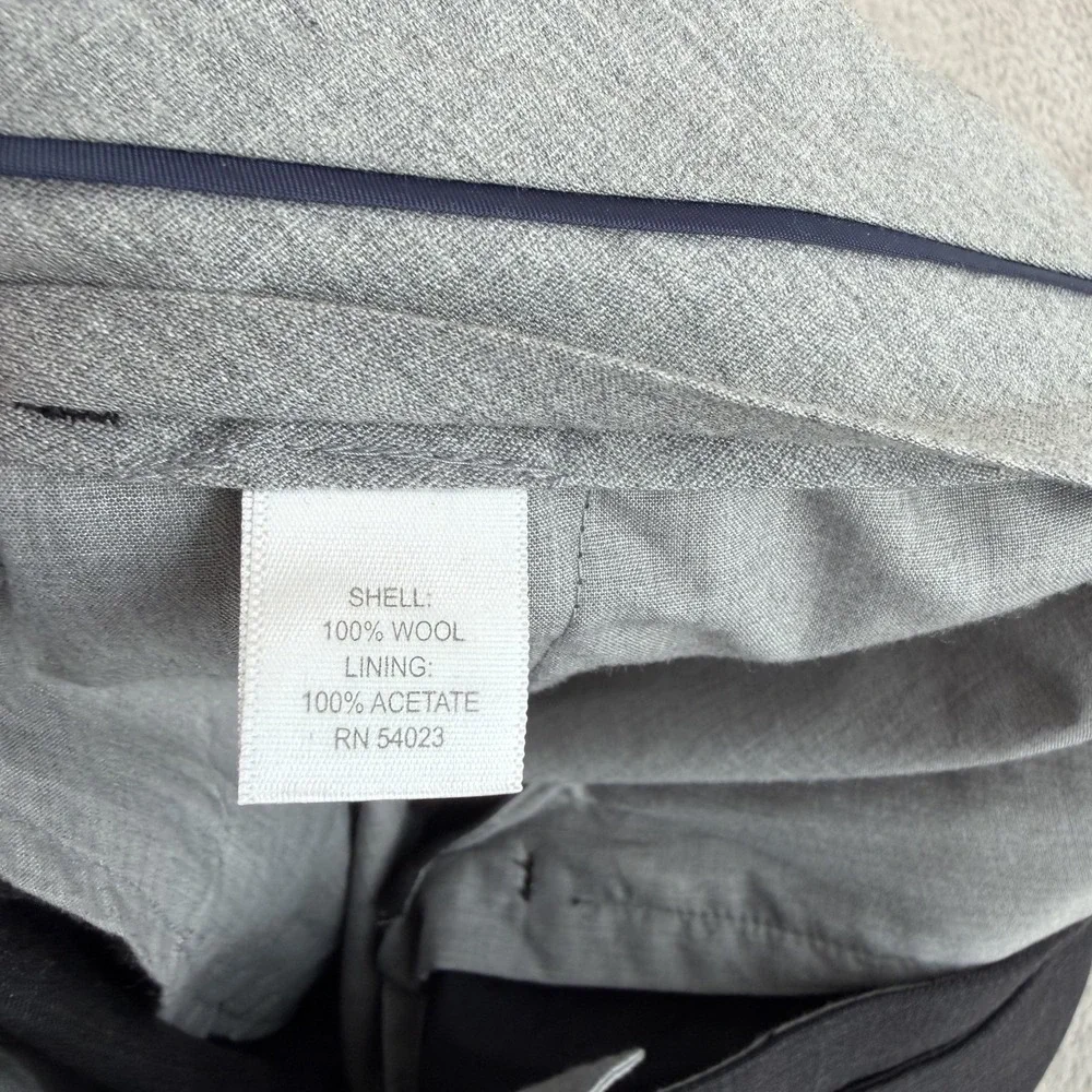 Banana Republic Classic Fit 100% Wool Trouser Pants in Grey Glen Check Men 35x30